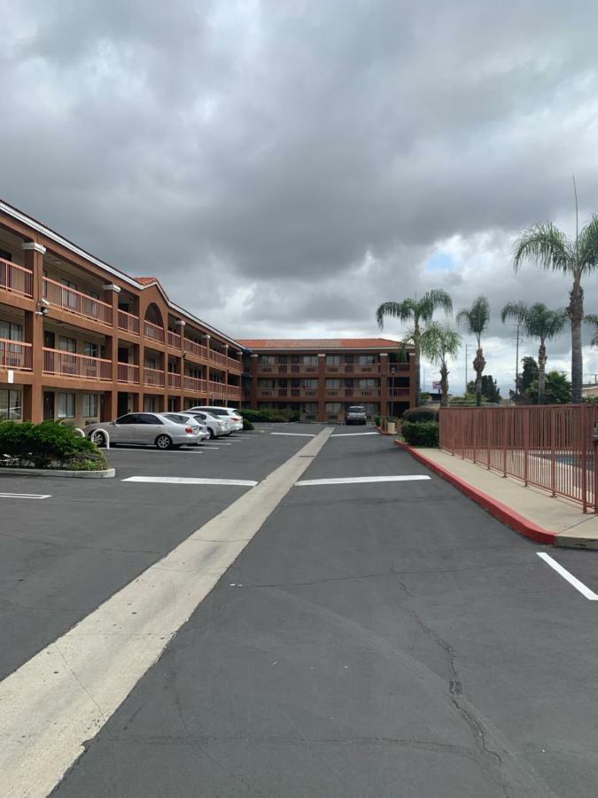 Grand Park Inn Baldwin Park Exteriör bild