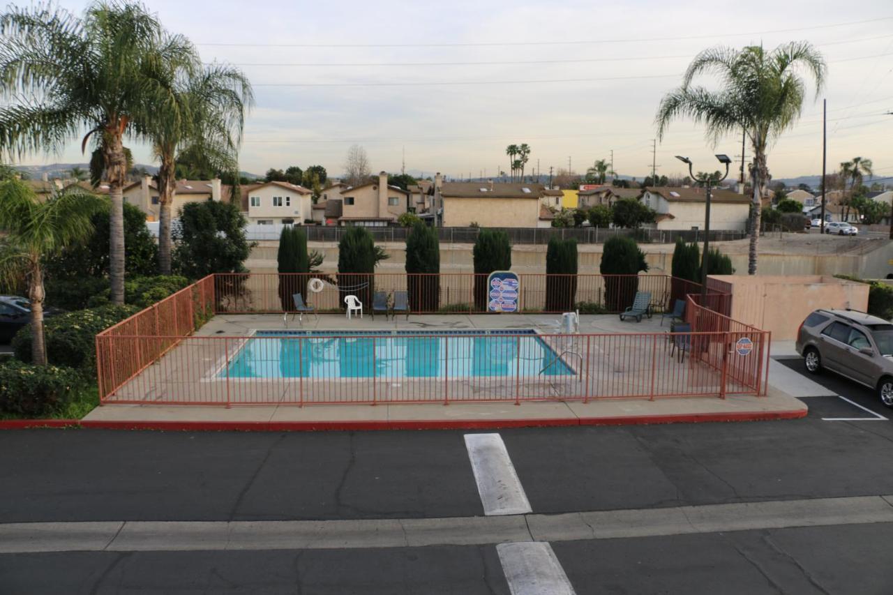 Grand Park Inn Baldwin Park Exteriör bild