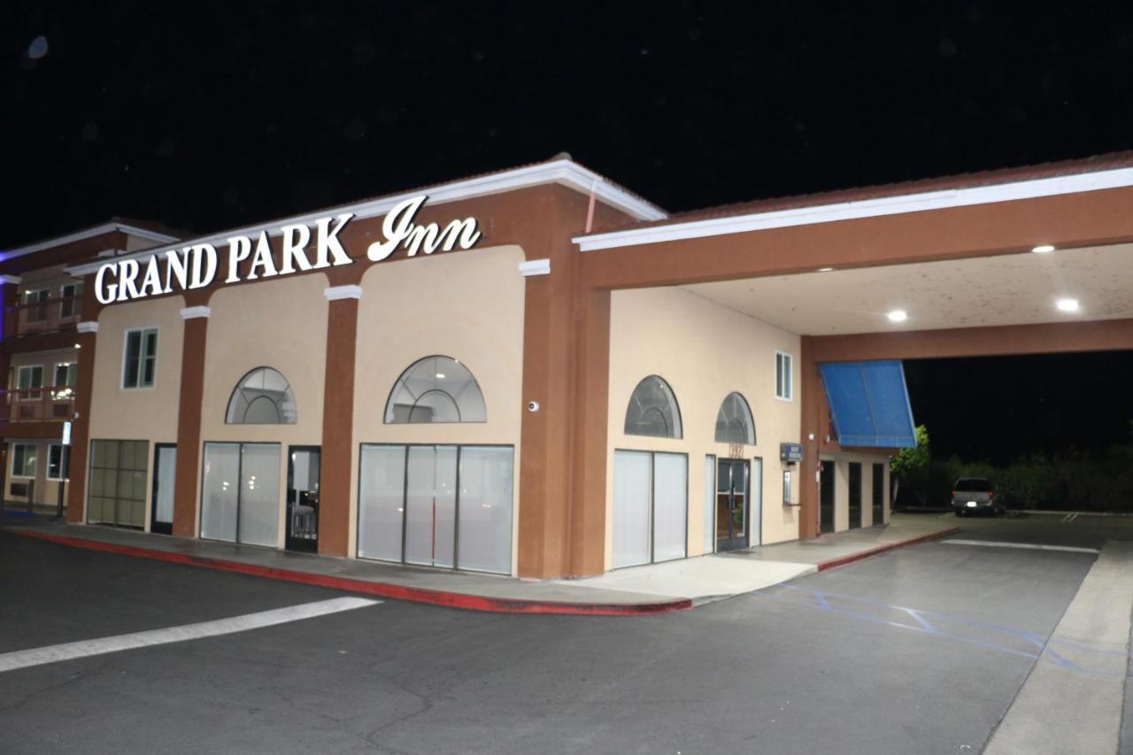 Grand Park Inn Baldwin Park Exteriör bild